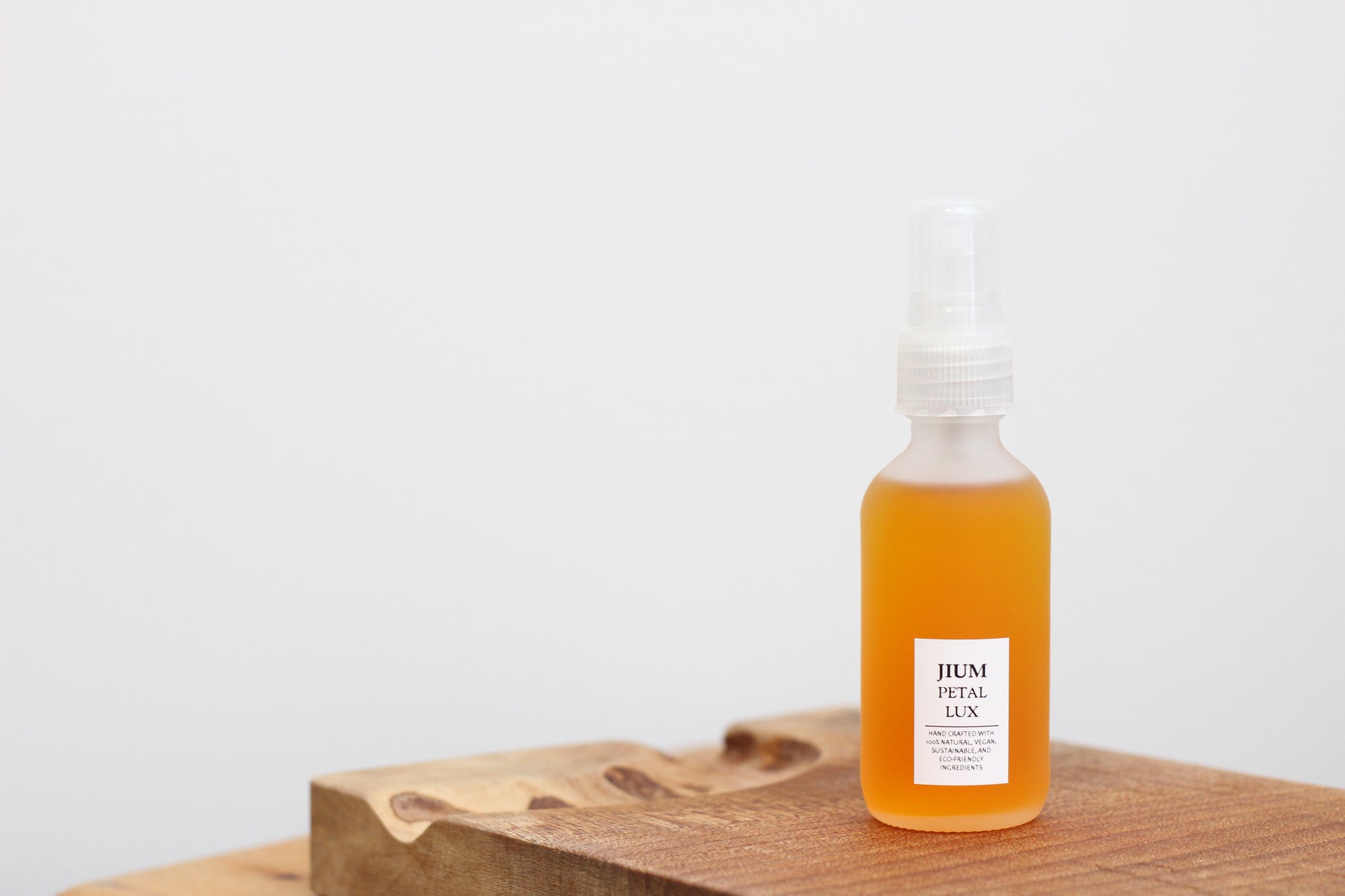 ROOM SPRAY - PETAL LUX